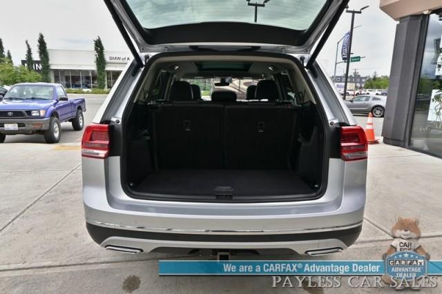 Photo of 2019 Reflex Silver Metallic Volkswagen Atlas