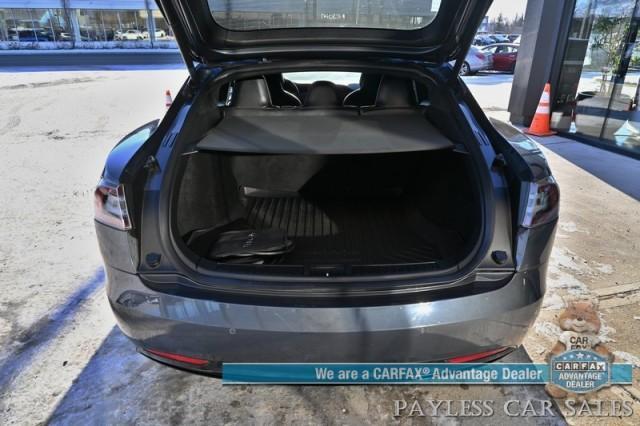 Photo of 2018 Midnight Silver Metallic Tesla Model S