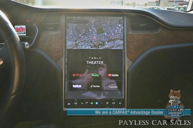 Photo of 2018 Midnight Silver Metallic Tesla Model S