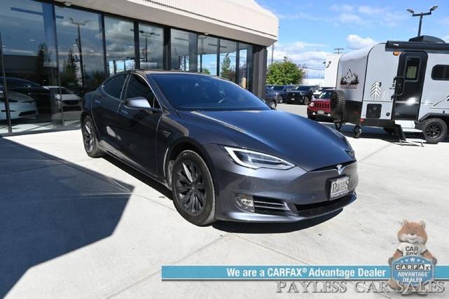 Photo of 2018 Midnight Silver Metallic Tesla Model S