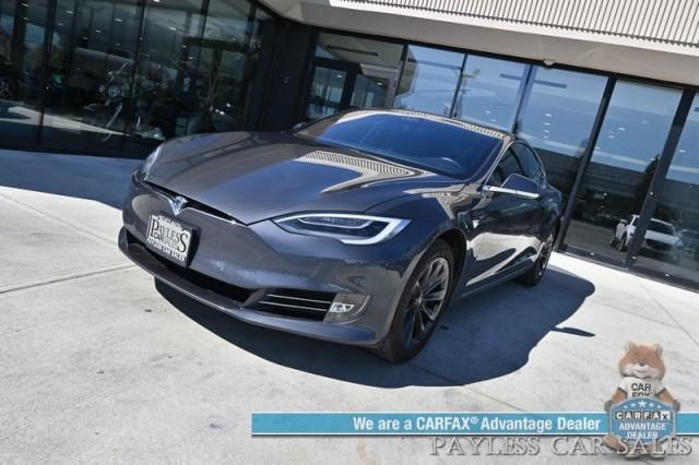 Photo of 2018 Midnight Silver Metallic Tesla Model S