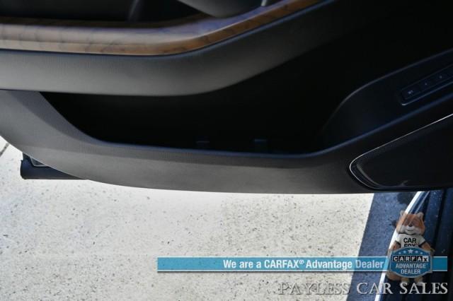 Photo of 2020 Carbon Black Metallic GMC Yukon