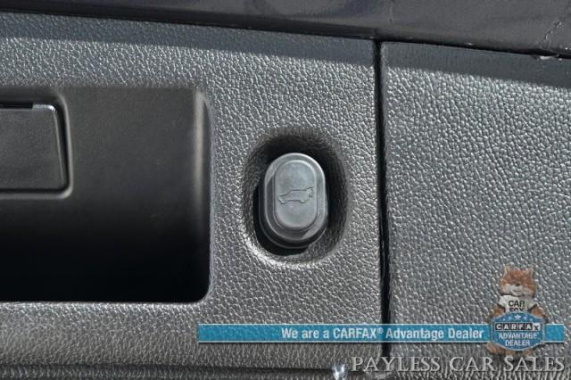 Photo of 2020 Carbon Black Metallic GMC Yukon
