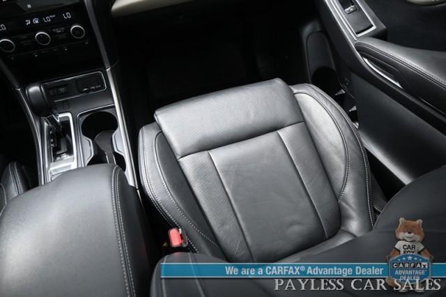 Photo of 2021 Crystal White Pearl Subaru Ascent