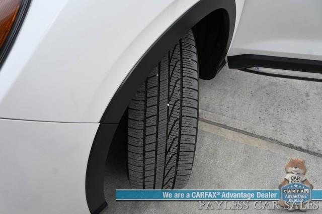 Photo of 2021 Crystal White Pearl Subaru Ascent