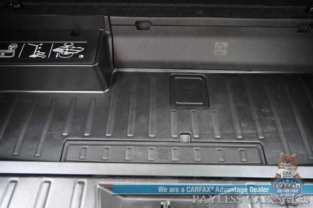 Photo of 2021 Crystal White Pearl Subaru Ascent