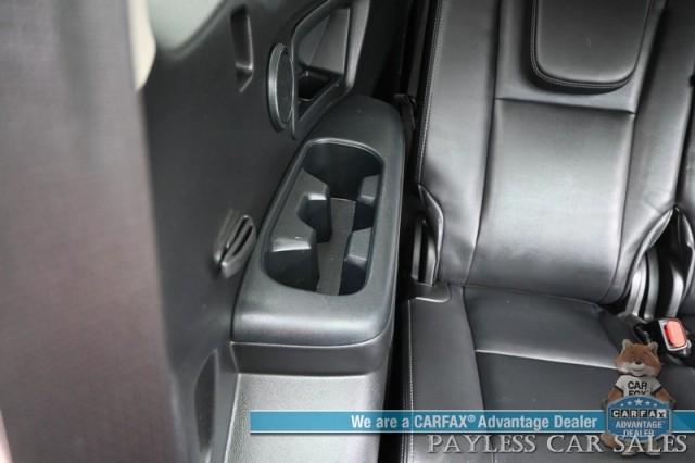 Photo of 2021 Crystal White Pearl Subaru Ascent