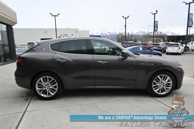 Photo of 2022 Grigio Maratea Metallic Maserati Levante