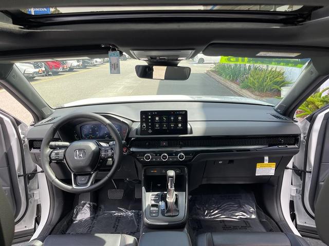 Photo of 2026 Platinum White Pearl Honda CR-V Hybrid