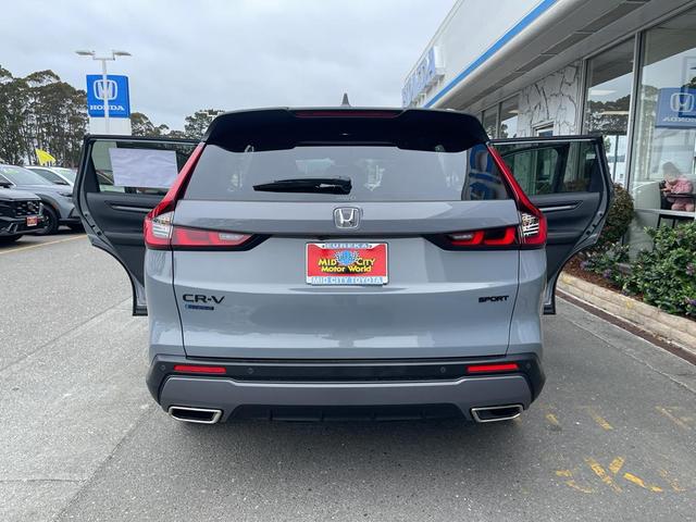 Photo of 2026 Urban Gray Pearl Honda CR-V Hybrid