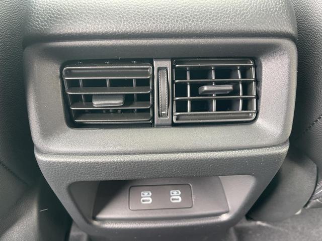 Photo of 2026 Urban Gray Pearl Honda CR-V Hybrid