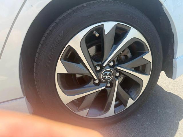 Photo of 2018 Blizzard Pearl Toyota Corolla iM