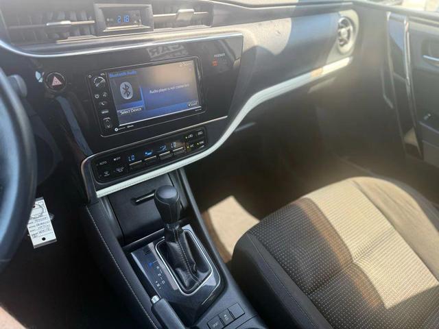 Photo of 2018 Blizzard Pearl Toyota Corolla iM