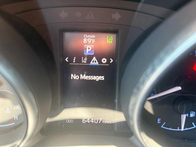 Photo of 2018 Blizzard Pearl Toyota Corolla iM