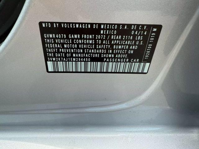 Photo of 2014 Reflex Silver Metallic Volkswagen Jetta