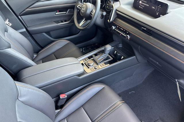 Photo of 2025 Machine Gray Metallic Mazda CX-50 Hybrid