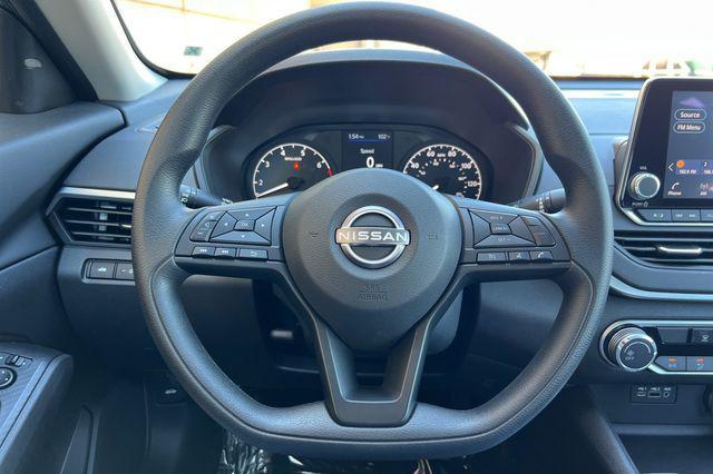 Photo of 2025 Gun Metallic Nissan Altima