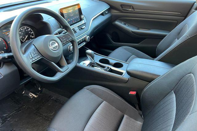 Photo of 2025 Gun Metallic Nissan Altima