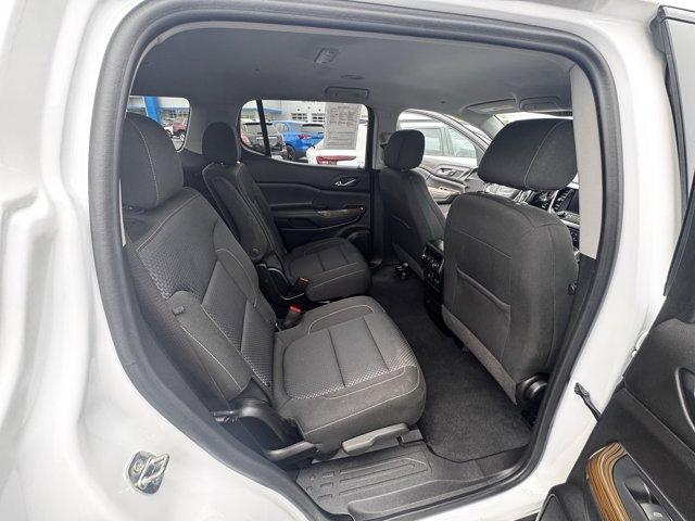 Photo of 2022 Summit White GMC Acadia