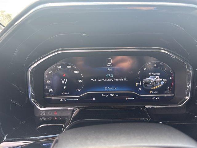 Photo of 2025 Summit White Chevrolet Silverado 3500