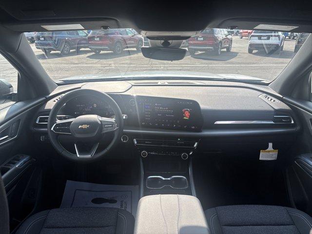 Photo of 2026 Summit White Chevrolet Traverse