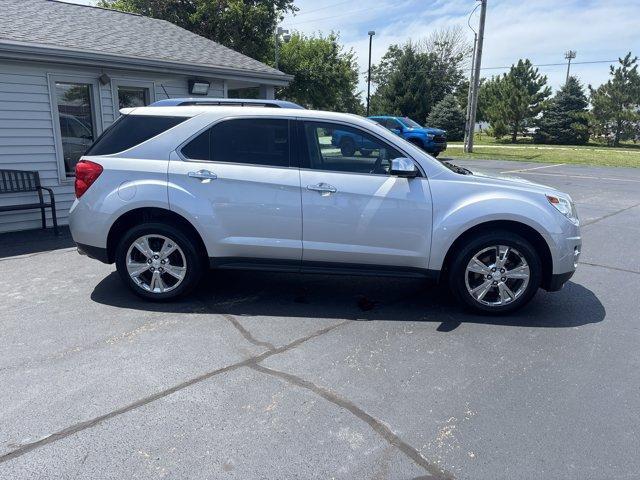 Photo of 2015 Silver Ice Metallic Chevrolet Equinox