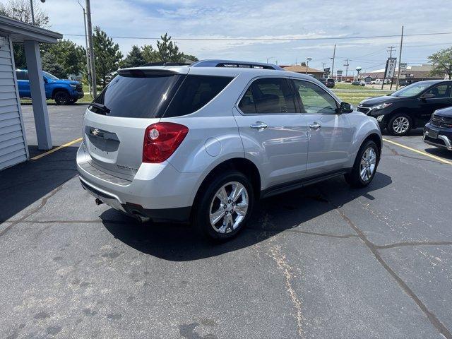 Photo of 2015 Silver Ice Metallic Chevrolet Equinox