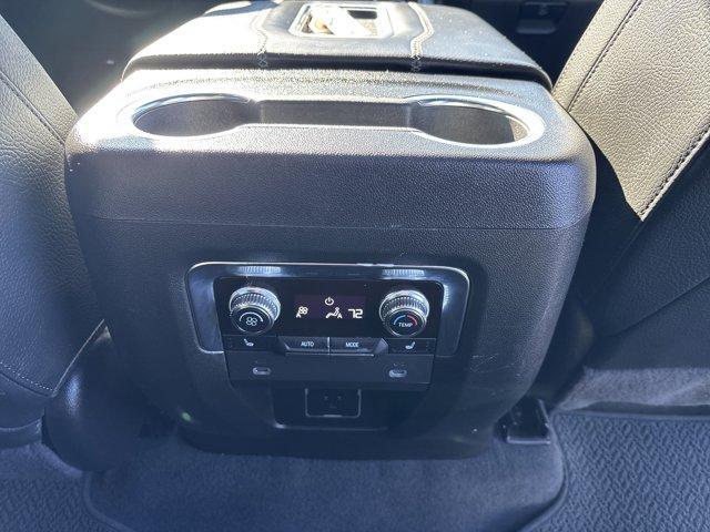 Photo of 2023 Onyx Black GMC Yukon XL