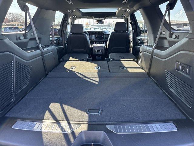 Photo of 2023 Onyx Black GMC Yukon XL