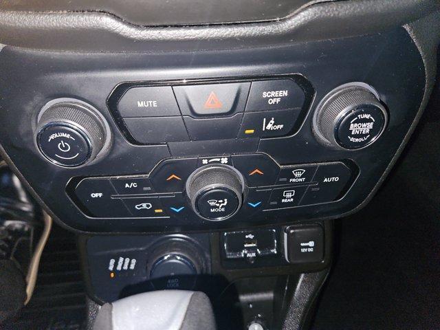 Photo of 2022 Sting Gray Clearcoat Jeep Renegade