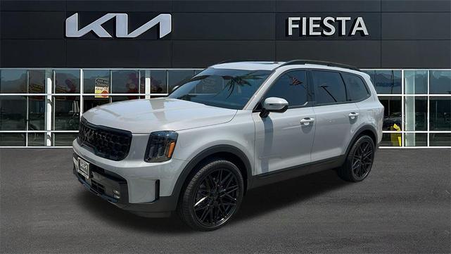 Photo of 2025 Wolf Gray Kia Telluride