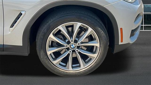 Photo of 2019 Glacier Silver Metallic BMW X3