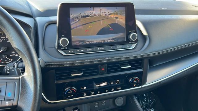 Photo of 2024 Everest White Pearl Nissan Rogue