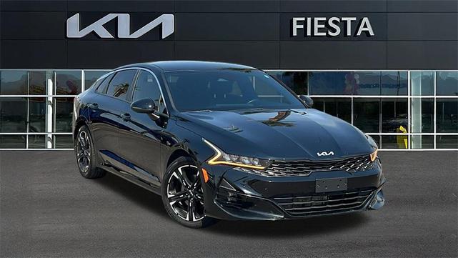 Photo of 2022 Ebony Black Kia K5