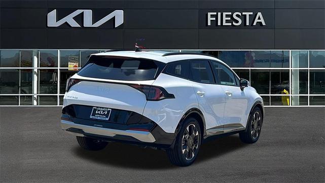 Photo of 2026 White Pearl Kia Sportage
