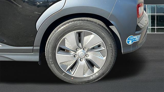 Photo of 2021 Ultra Black Hyundai KONA EV