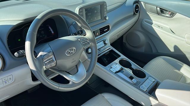 Photo of 2021 Ultra Black Hyundai KONA EV