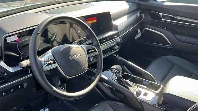 Photo of 2025 Panthera Metal Kia Telluride