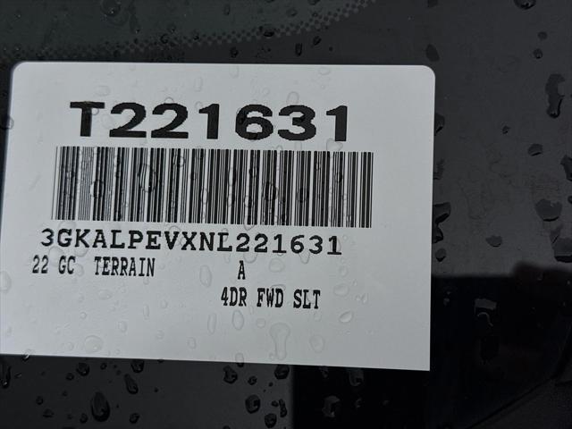 Photo of 2022 White GMC Terrain