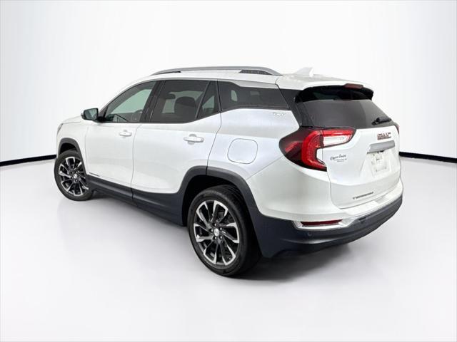 Photo of 2022 White GMC Terrain