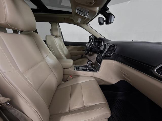 Photo of 2020 Slate Blue Pearlcoat Jeep Grand Cherokee