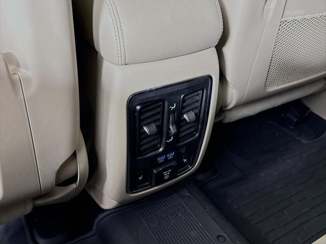 Photo of 2020 Slate Blue Pearlcoat Jeep Grand Cherokee
