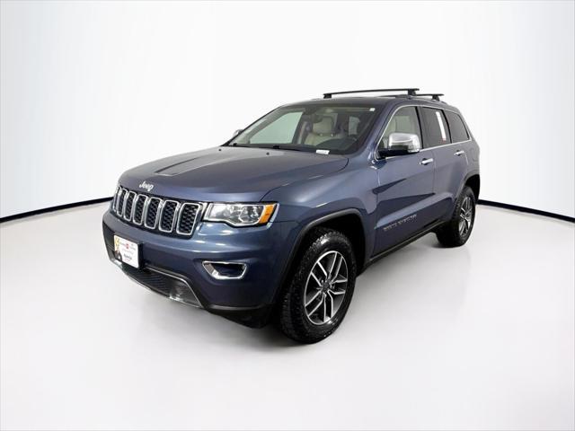 Photo of 2020 Slate Blue Pearlcoat Jeep Grand Cherokee
