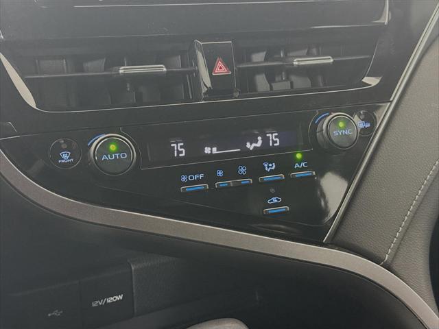 Photo of 2023 Gray Toyota Camry