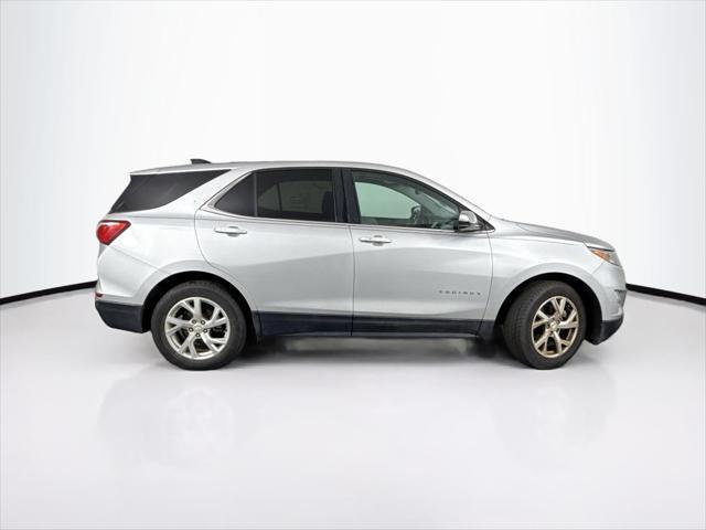 Photo of 2018 Gray Chevrolet Equinox