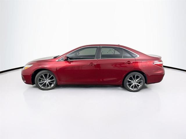 Photo of 2015 Tan Toyota Camry