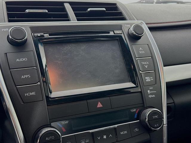 Photo of 2015 Tan Toyota Camry