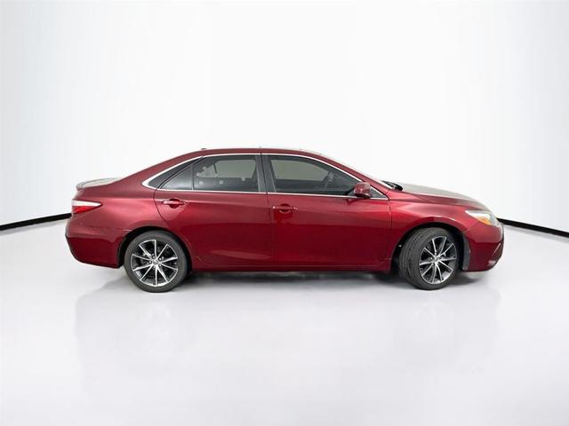 Photo of 2015 Tan Toyota Camry