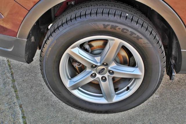 Photo of 2018 RED Ford Explorer