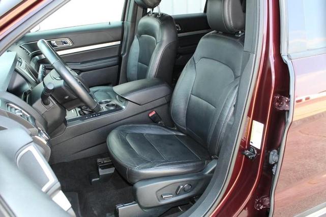 Photo of 2018 RED Ford Explorer